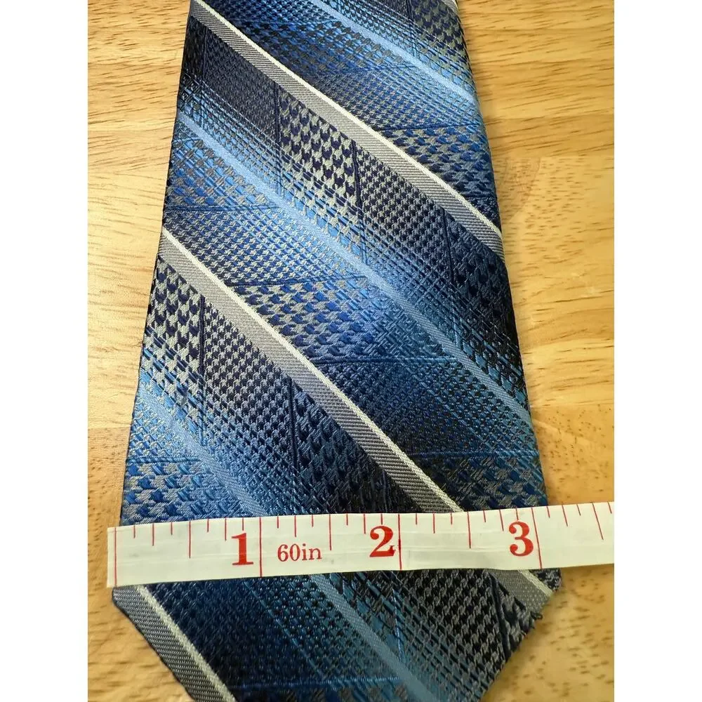 Van Heusen Silk Blend Men's Neck Tie Blue, Black & Silver Striped JL